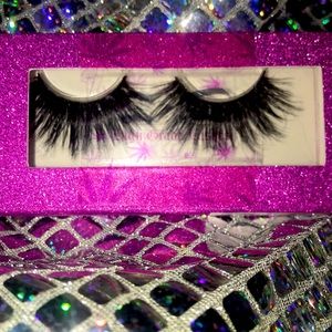“Faded” Natural Mink Eyelashes
